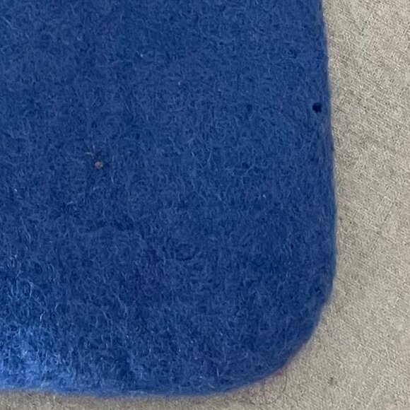 Wool Crossbody Bag - Felted wool bag from Nepal - Picture 13 of 13